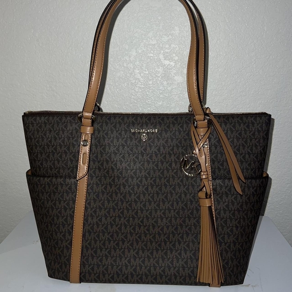 Michael Kors Brown Tote Bag - Picture 1 of 3